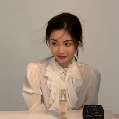 免费领qq名片赞软件